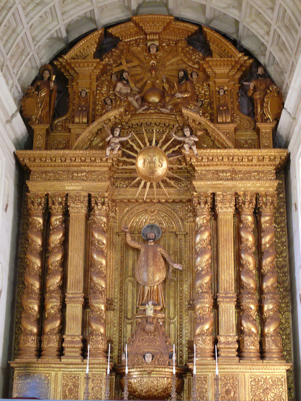 Berry and his family, copyright Picturejockey : Navin Harish 2005-2009