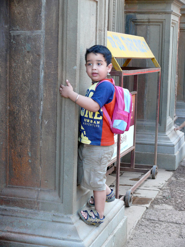 Manu at Bom Jesus Church, Goa, copyright Picturejockey : Navin Harish 2005-2009
