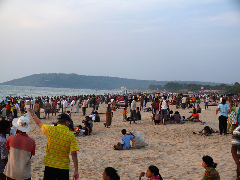 A crowded Calangute Beach, copyright Picturejockey : Navin Harish 2005-2009