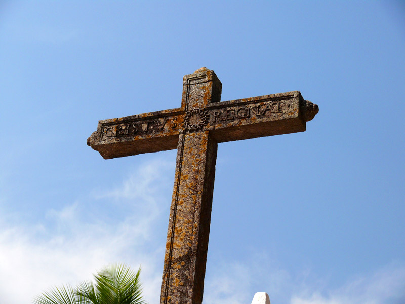 A Cross at Bom Jesus Church, Goa, copyright Picturejockey : Navin Harish 2005-2009