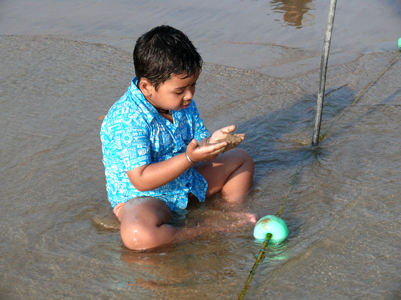 Manu at Baga Beach, Goa, copyright Picturejockey : Navin Harish 2005-2009