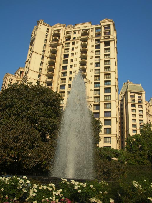 24 hour running water...nice spot for my jhuggi