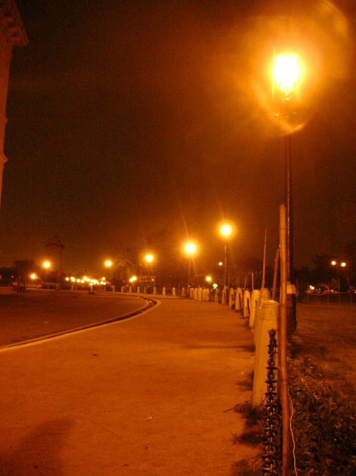 Maatrbhoomi par sheesh chadhane...