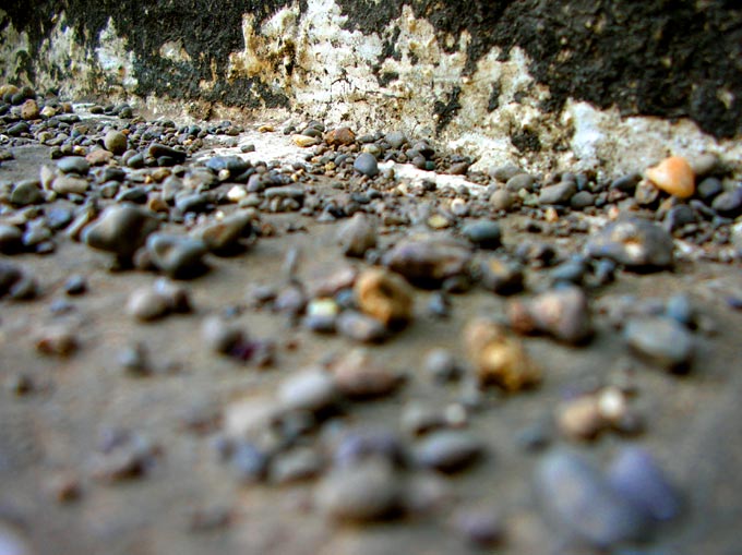 Pebbles - An image of pebbles in the play area for kids in Greenfields, Andheri, Mumbai | copyright Picturejockey : Navin Harish 2005-2007