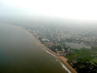 Yeh hai Mumbai meri jaan - An image of Juhu, Mumbai as seen from a plane just after takeoff