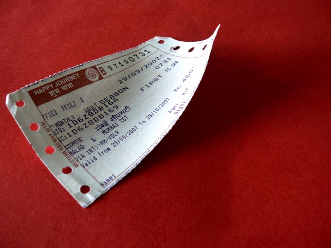 First Class, from Andheri to Victoria Terminus - An image of a season pass or monthly ticket issued by western railway to travel on Harbour line from Andheri to VT and back | copyright Picturejockey : Navin Harish 2005-2007