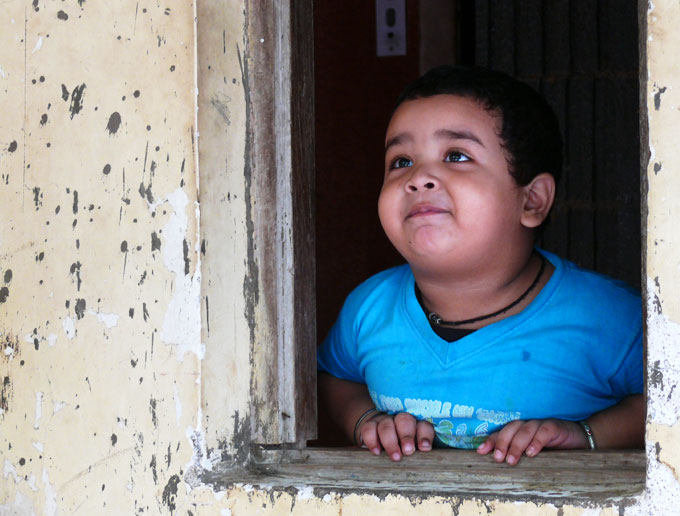 Missing a friend - An image of Manu in the elevators area of a building in Greenfields | copyright Picturejockey : Navin Harish 2005-2007