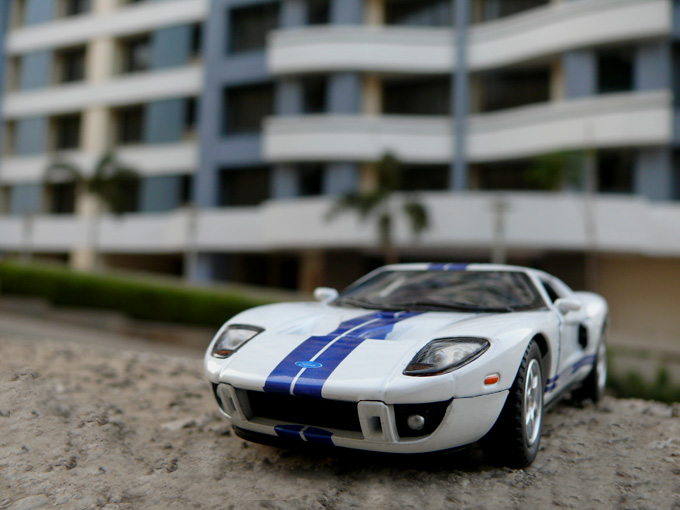 A White Ford GT parked outside a building, copyright Picturejockey : Navin Harish 2005-2008