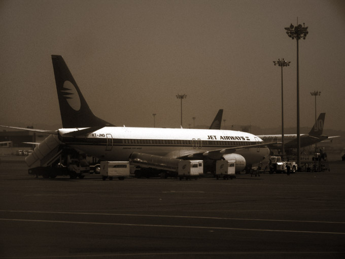 Project Airport 2 : Can't take off - An image of a Jet Airways Boeing at Bombay Airport | copyright Picturejockey : Navin Harish 2005-2008