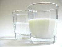 Doodh ka doodh, pani ka pani - An image of a glass of water and milk symbolising the philosophy of Hansa and R K Swamy