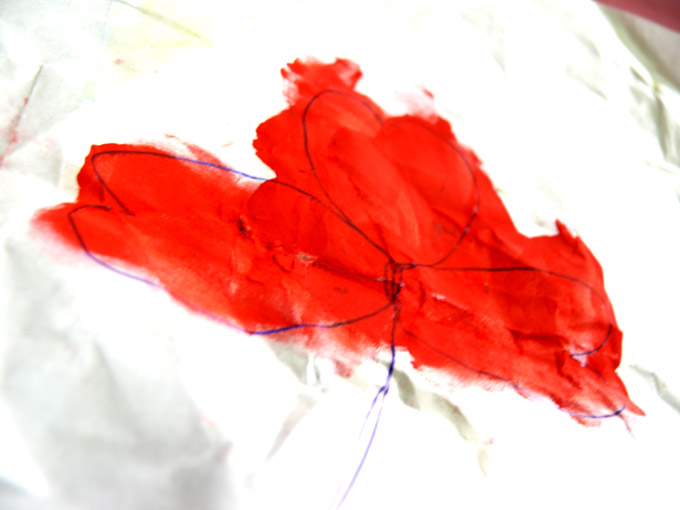 Thumb painting -An image of a thumb painted flower by Manuraj | copyright Picturejockey : Navin Harish 2005-2008