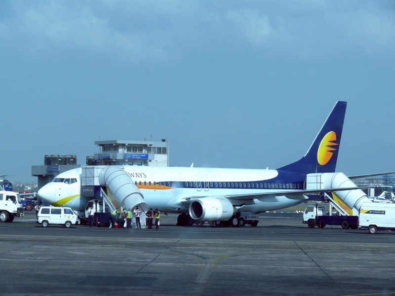 A jet airways Boeing 737 at Mumbai airport, copyright Picturejockey : Navin Harish 2005-2009