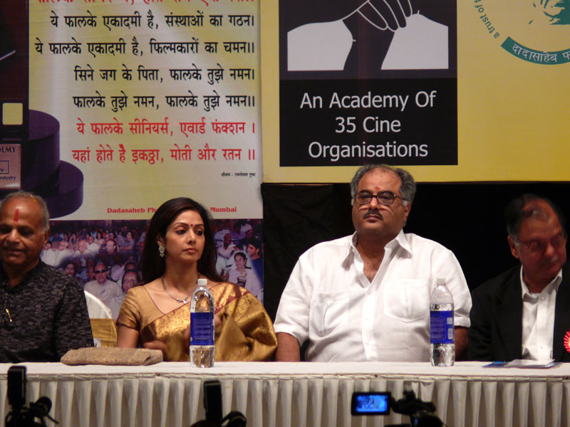 Sridevi and Boney kapoor at the Dadasaheb Phalke Jayanti 2009, copyright Picturejockey : Navin Harish 2005-2009