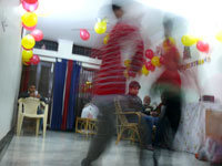 Munni badnaam hui... - Manu and other kids dancing on Manu's birthday