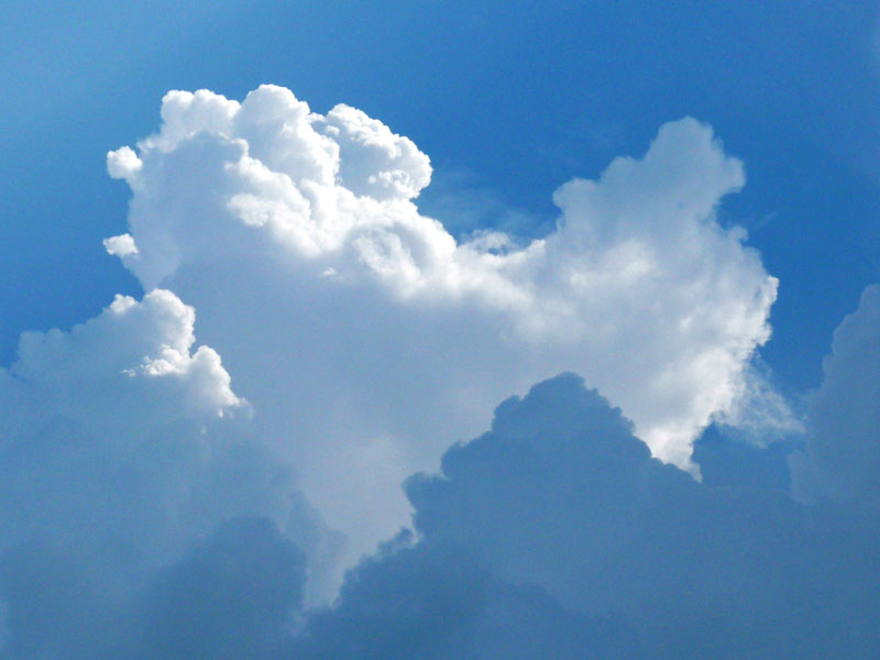 Clouds , copyright Picturejockey : Navin Harish 2005-2012