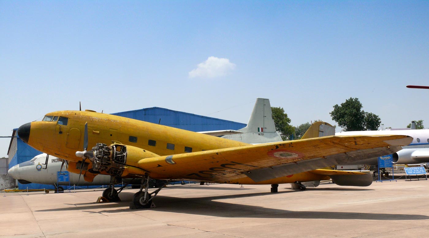 Dakota - The plane with reversed wheels, copyright Picturejockey : Navin Harish 2005-2015